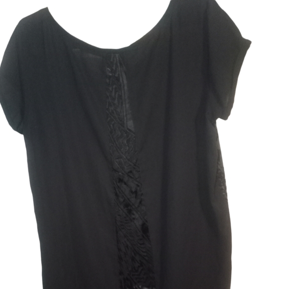 Massimo black partially sheer patterned blouse. - Picture 2 of 6
